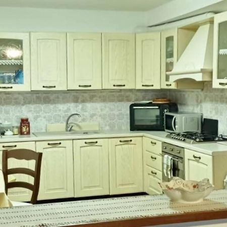 Brezza Marina - Appartamento In Villa Fronte Mare Trieste Esterno foto